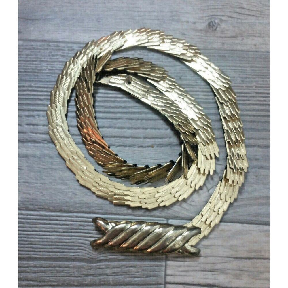 Vintage Gold Tone Scaled Stretch Womens Belt 80s 90s